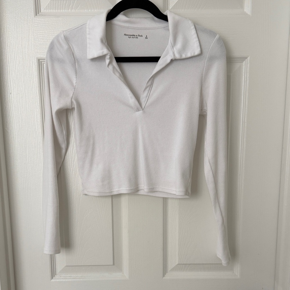 Abercrombie & Fitch Long Sleeve Collared Top - Picture 2 of 4
